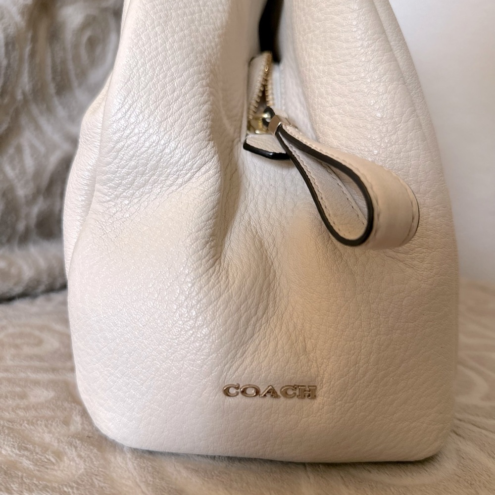COACH - Madison Phoebe Shoulder Bag in Bone
